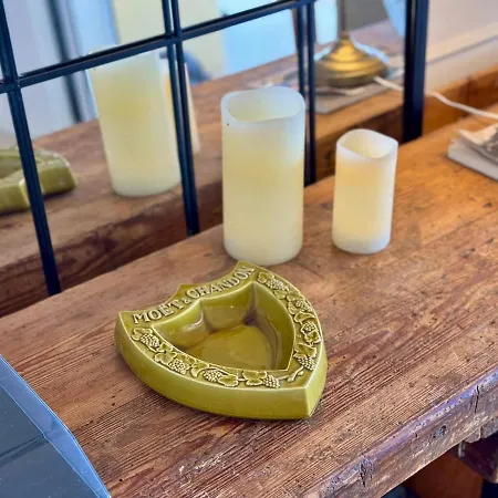 Apartment Elegant Beachfront Escape Private & Peaceful *