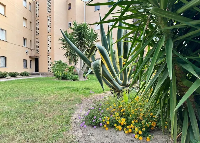 Apartman Elegant Beachfront Escape Private & Peaceful Cambrils