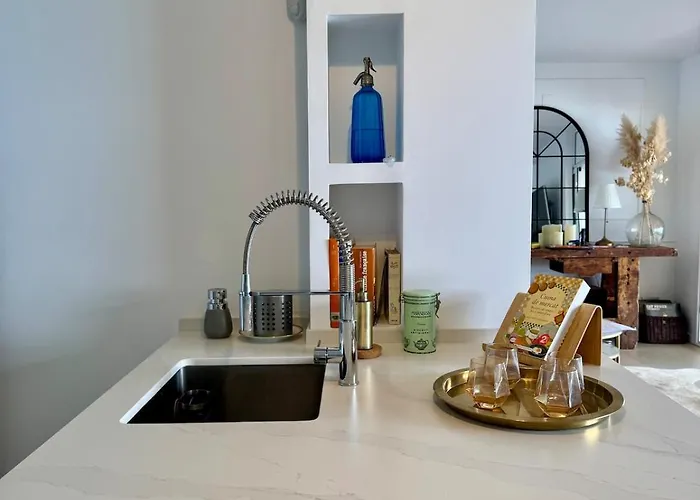 Elegant Beachfront Escape Private & Peaceful Cambrils