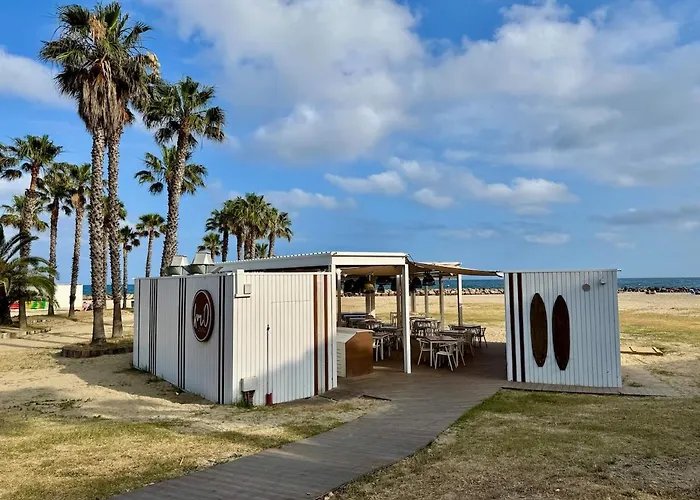 Elegant Beachfront Escape Private & Peaceful *