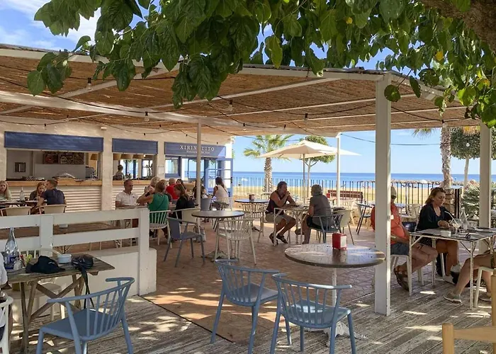 Apartment Elegant Beachfront Escape Private & Peaceful *