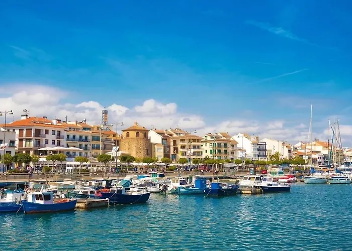 Elegant Beachfront Escape Private & Peaceful * Cambrils